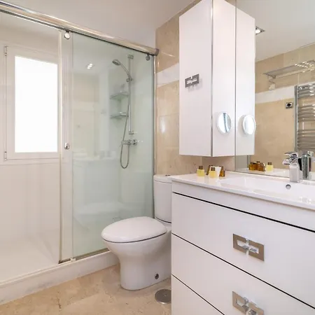 Vacation I Terrazas De Banus, Comfy And Stylish Apartment, Puerto Banus Marina, 24-7 Security